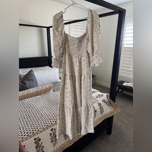 Nothing Fits But Dress - M/L - Floral